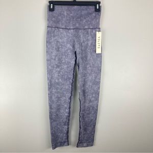 Yelete yoga pants leggings active wear size M amethyst